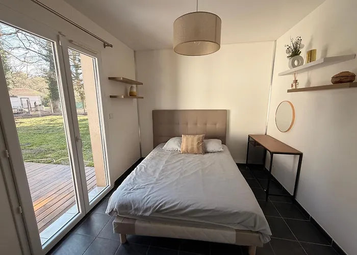Maison Avec Piscine, Ideale Pour Les & Sejours Professionnels Lejlighed